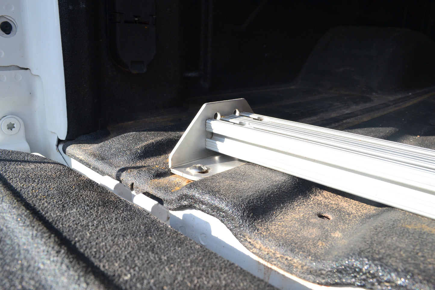 Pickup Bed Universal Mounting Brackets